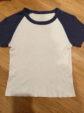 Brandy Melville/ John galt baby tee
